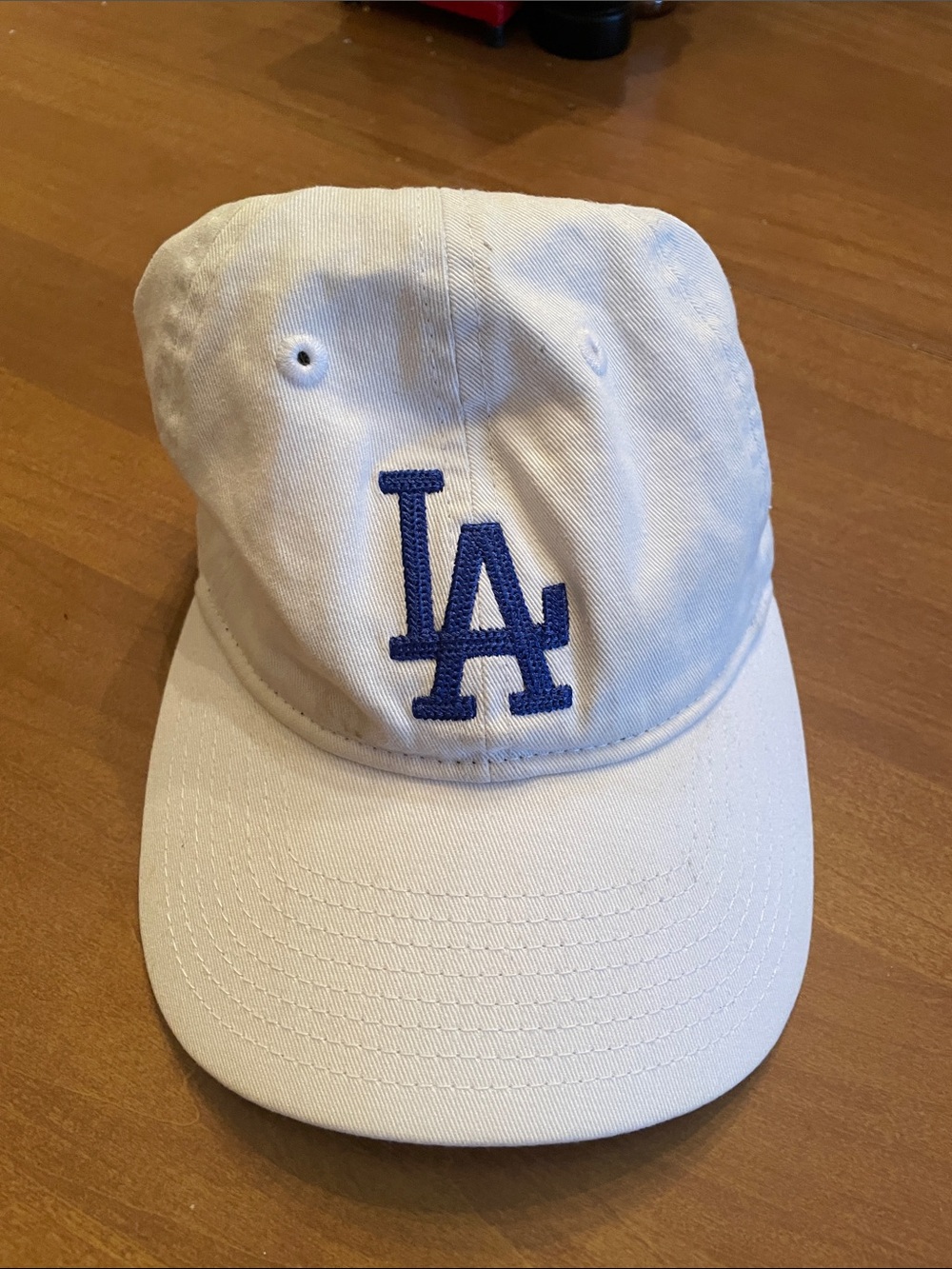LA Dodgers hat with adjustable brim. New Era brand.